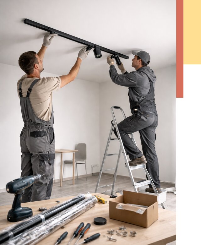 Установка трековых светильников в натяжной потолок в Богородицке от 4488 руб. | ОТДЕЛОЧНИК-Бгд